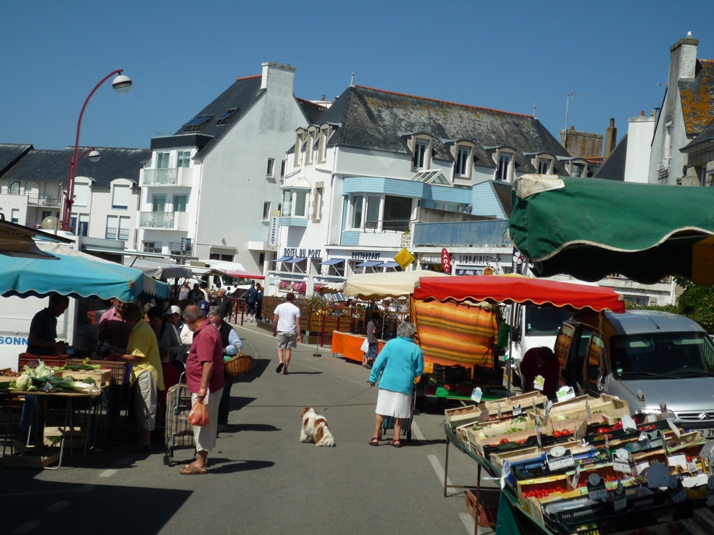 Le marché retrouve ses quartiers d’été